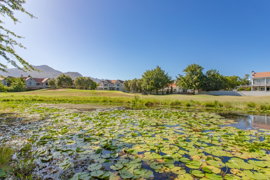 To Let 4 Bedroom Property for Rent in Boschenmeer Golf Country Estate Western Cape